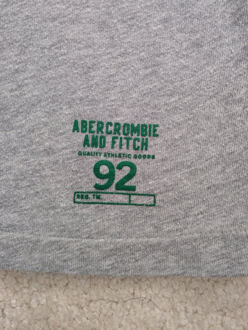 Vintage Abercrombie & Fitch gray t-shirt Y2K - Picture 4 of 5